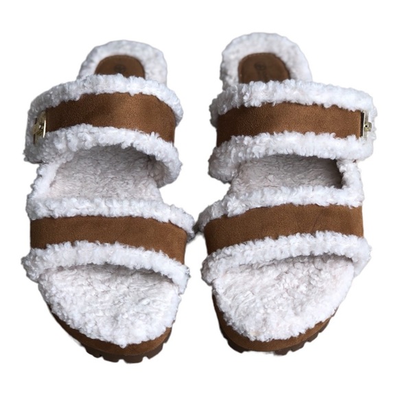 Giani Bernini Womens Cosy Open Toe Casual Slide
Sandals Memory Foam Size 10 - Picture 13 of 13